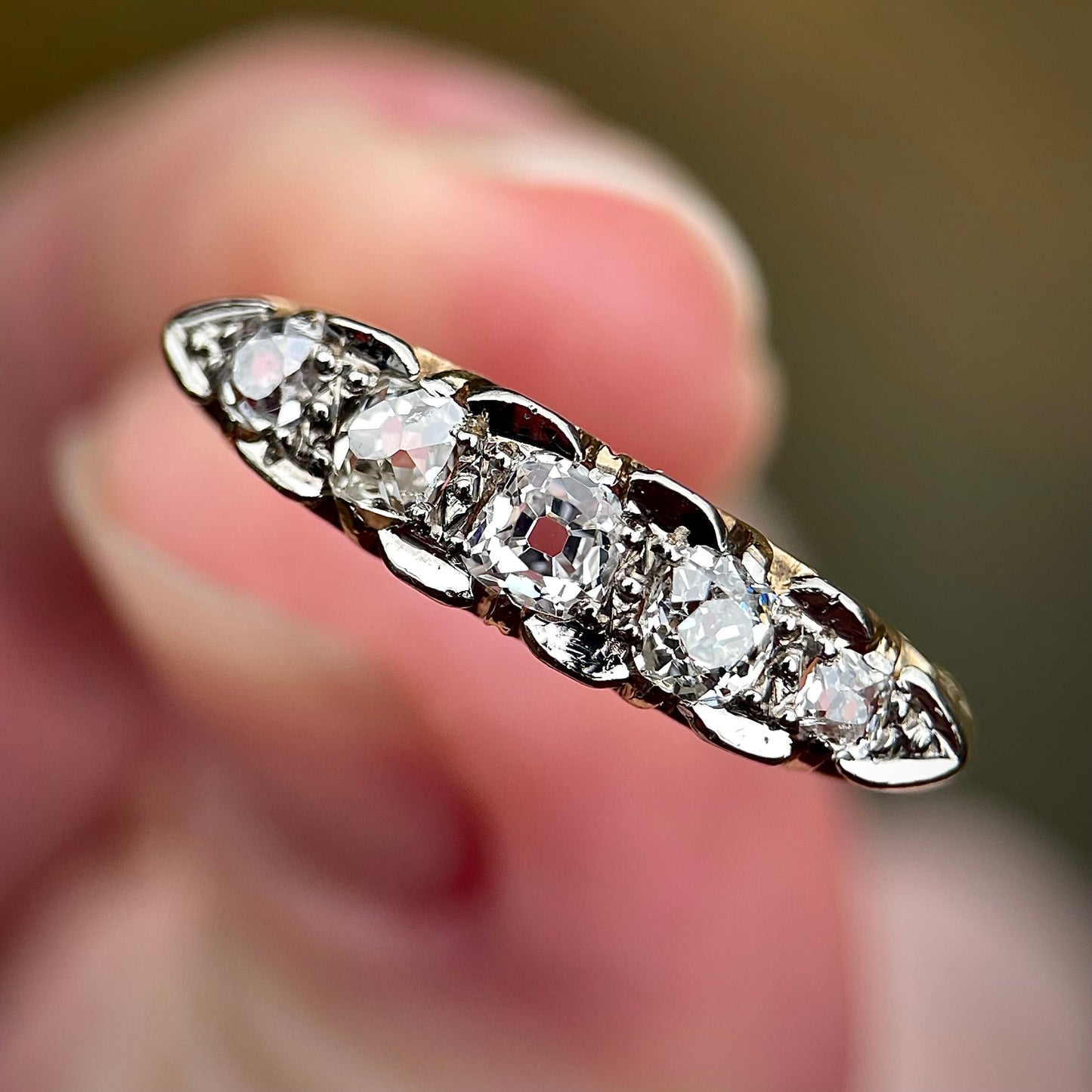 18ct Gold Antique Old Cut Diamond Five Stone Ring Size M 1/2