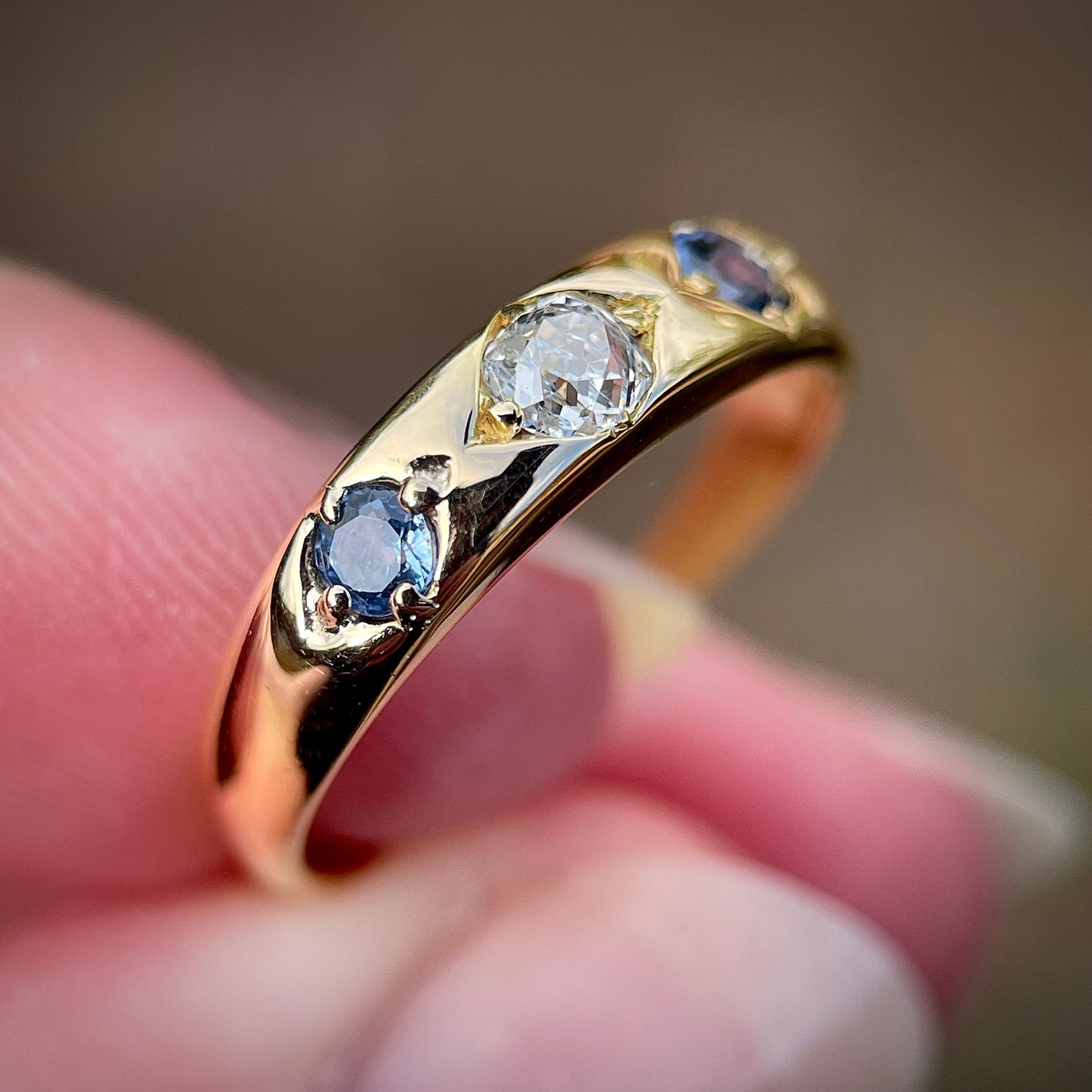 18ct Gold Antique Three Stone Old Cut Diamond & Sapphire Gypsy Ring Band