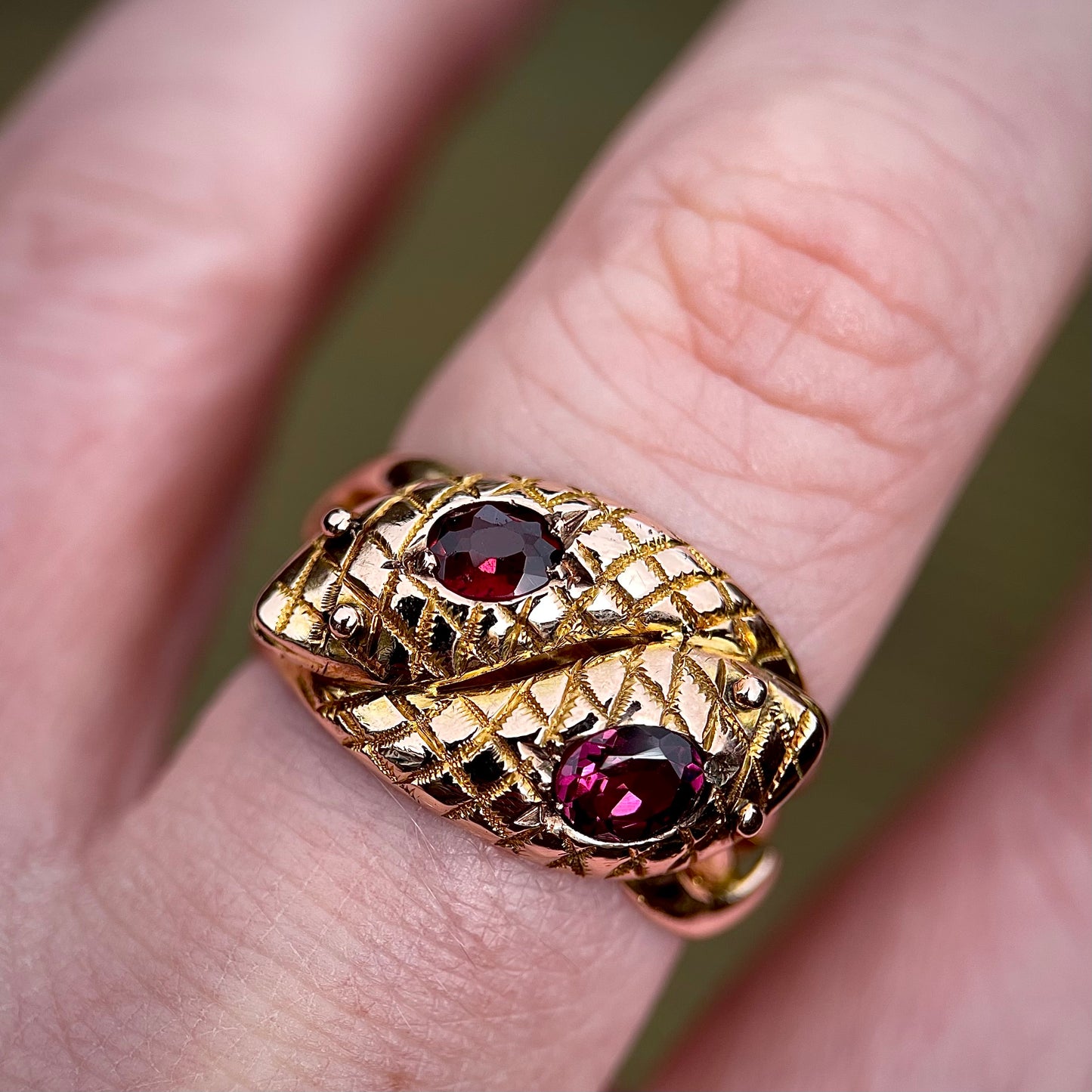 9CT Gold Antique (1915) Double Headed Snake / Cobra Ring 5.1g
