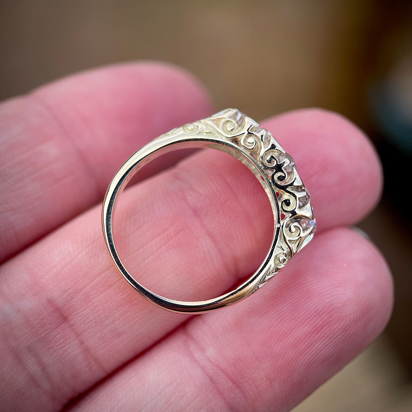 18ct Gold Antique Victorian 0.75ct Old Cut Diamond 5 Stone Ring