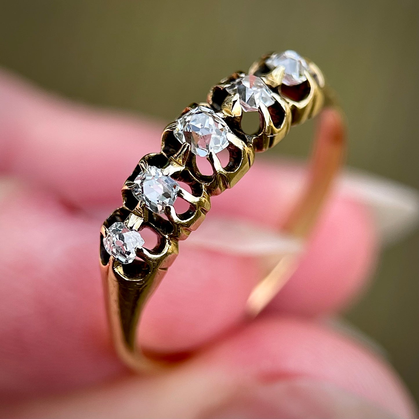 18ct Gold Antique Georgian Old Cut Diamond Five Stone Half Hoop Ring