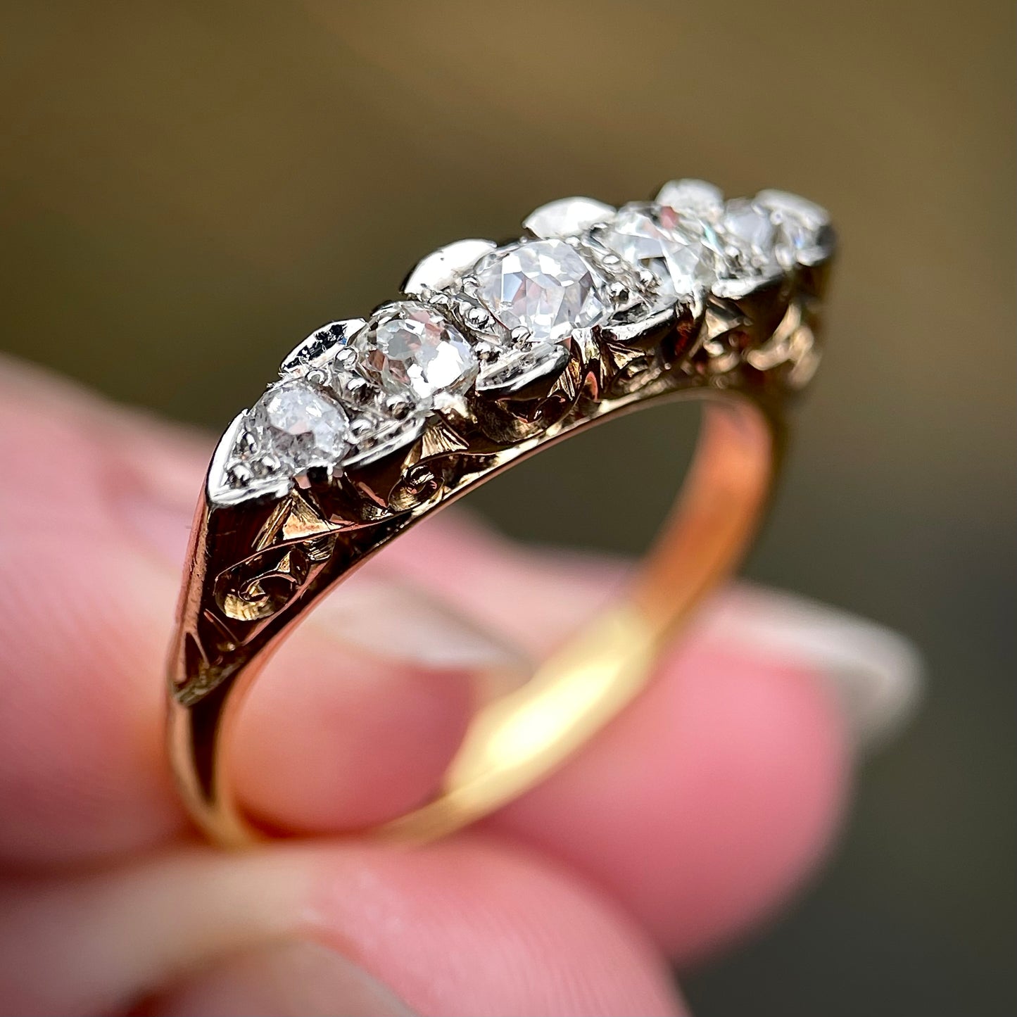 18ct Gold Antique Old Cut Diamond Five Stone Ring Size M 1/2
