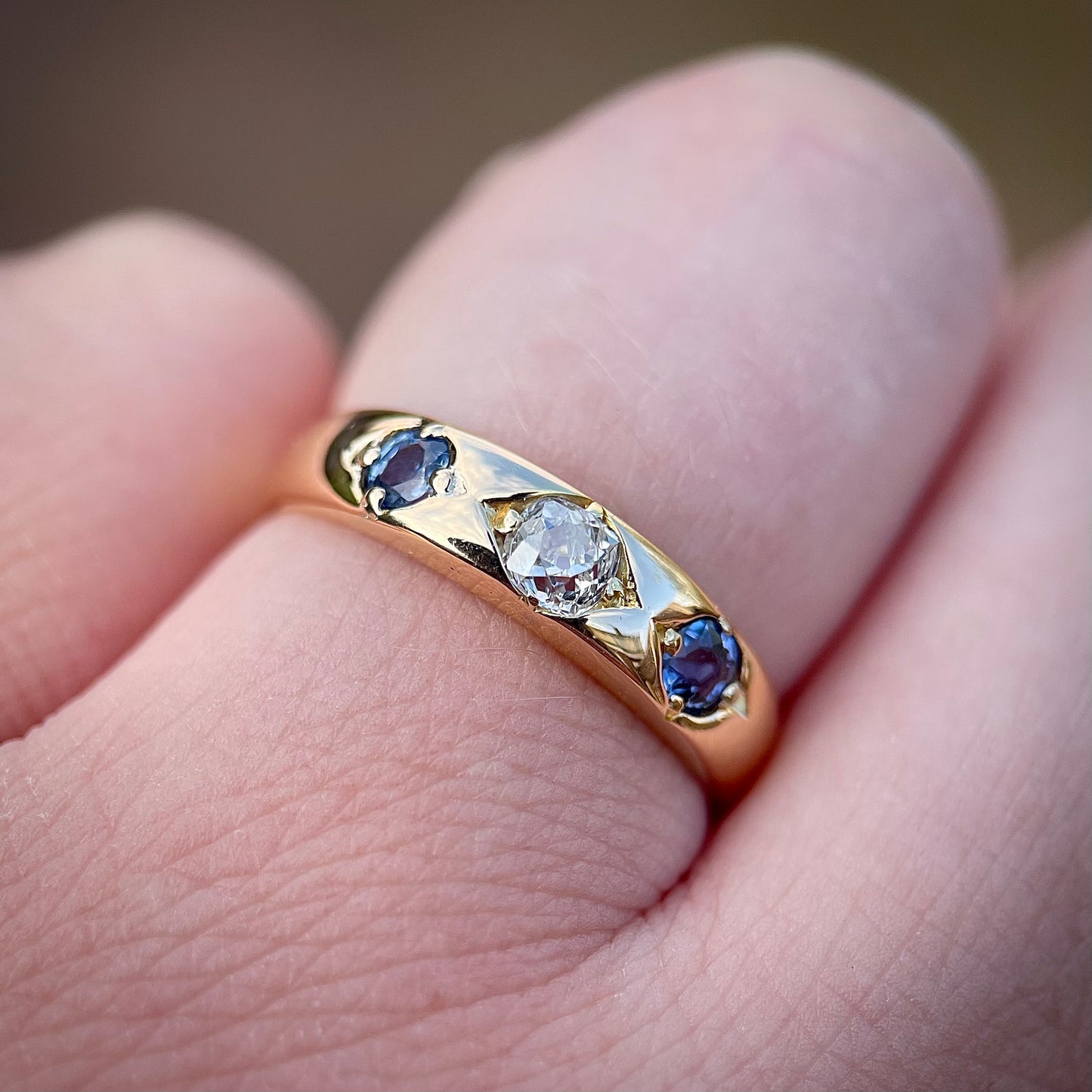 18ct Gold Antique Three Stone Old Cut Diamond & Sapphire Gypsy Ring Band