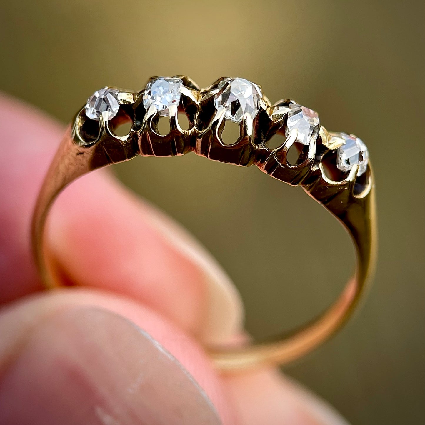 18ct Gold Antique Georgian Old Cut Diamond Five Stone Half Hoop Ring