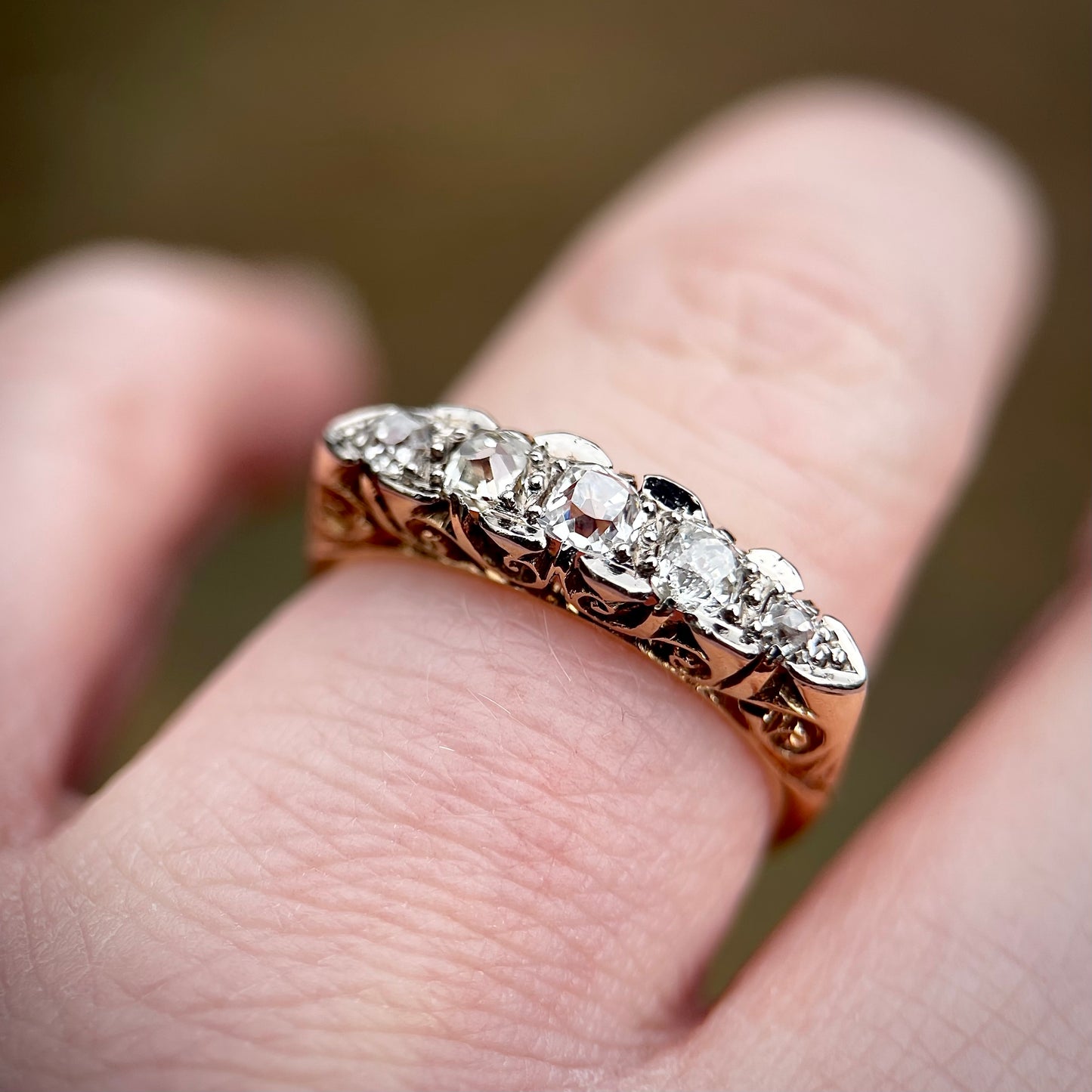 18ct Gold Antique Old Cut Diamond Five Stone Ring Size M 1/2
