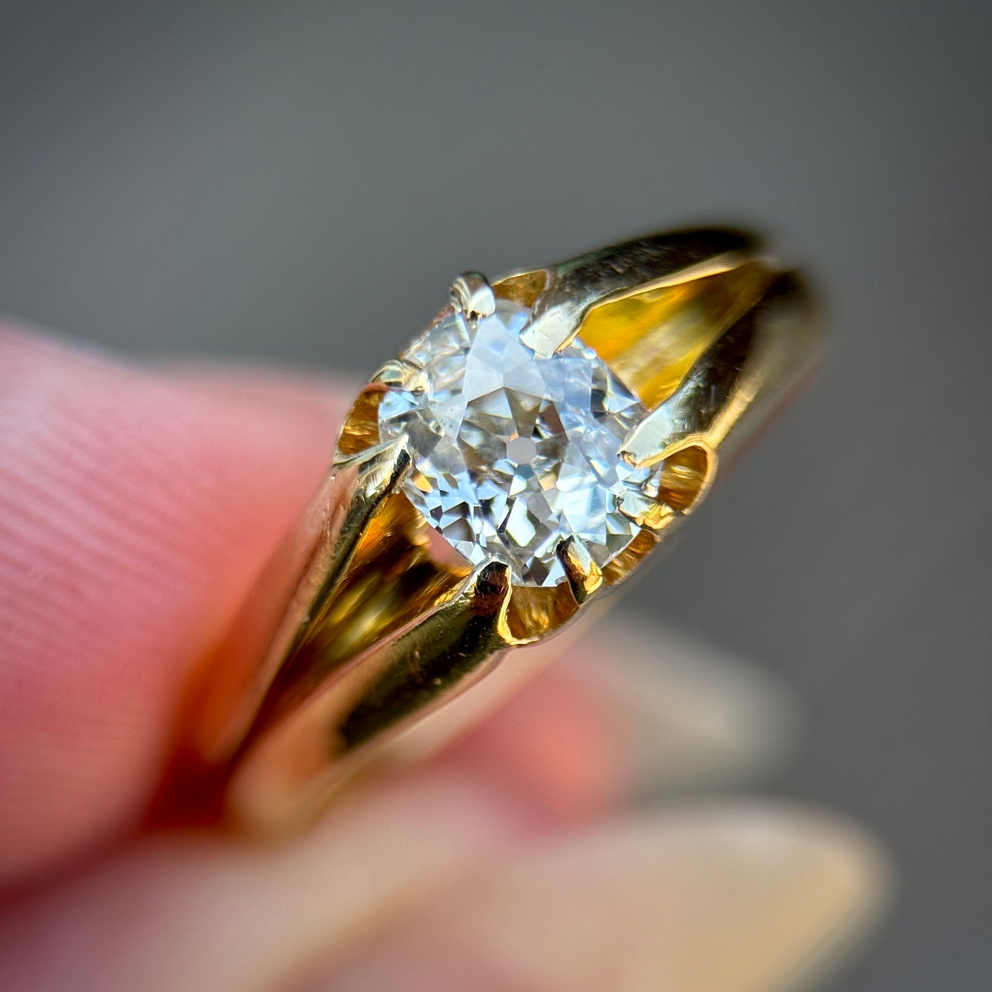 18ct Gold Antique Fully Hallmarked 0.68ct Elongated Old Cut Diamond gypsy Ring