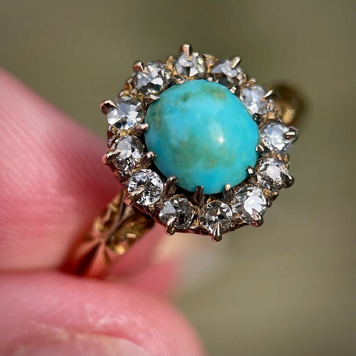 18CT Gold Antique Victorian Turquoise & 0.48ct Old Cut Diamond Cluster Ring