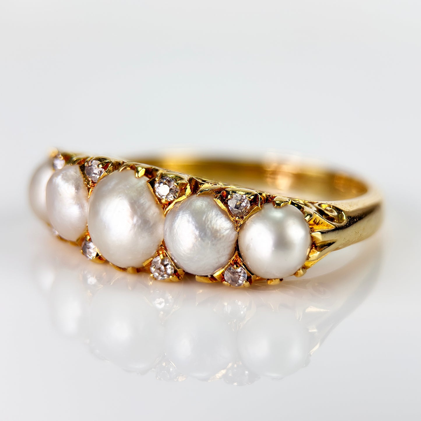 HUGE 18CT Gold Antique Pearl & old cut diamond five stone half hoop ring 7.8g