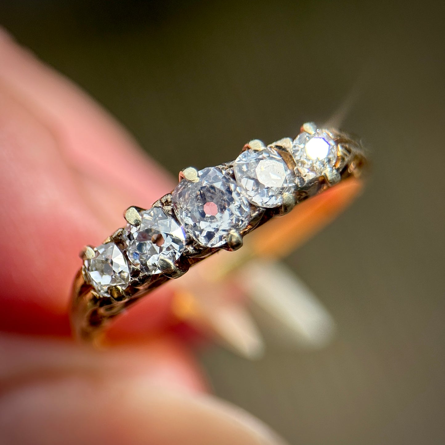 18ct Gold Antique 0.875ct Old Cut Diamond Five Stone Half Hoop Ring Size Q