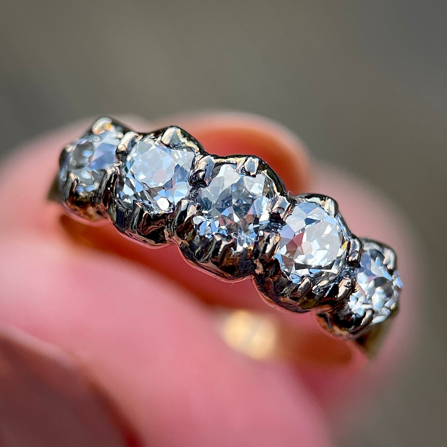 18ct Gold Antique Georgian Victorian Old Cut Diamond Five Stone Half Hoop Ring