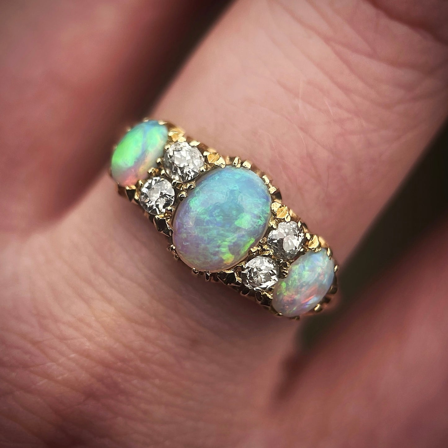 18CT Gold Large Antique Victorian Fiery Crystal Opal & Old Cut Diamond Ring