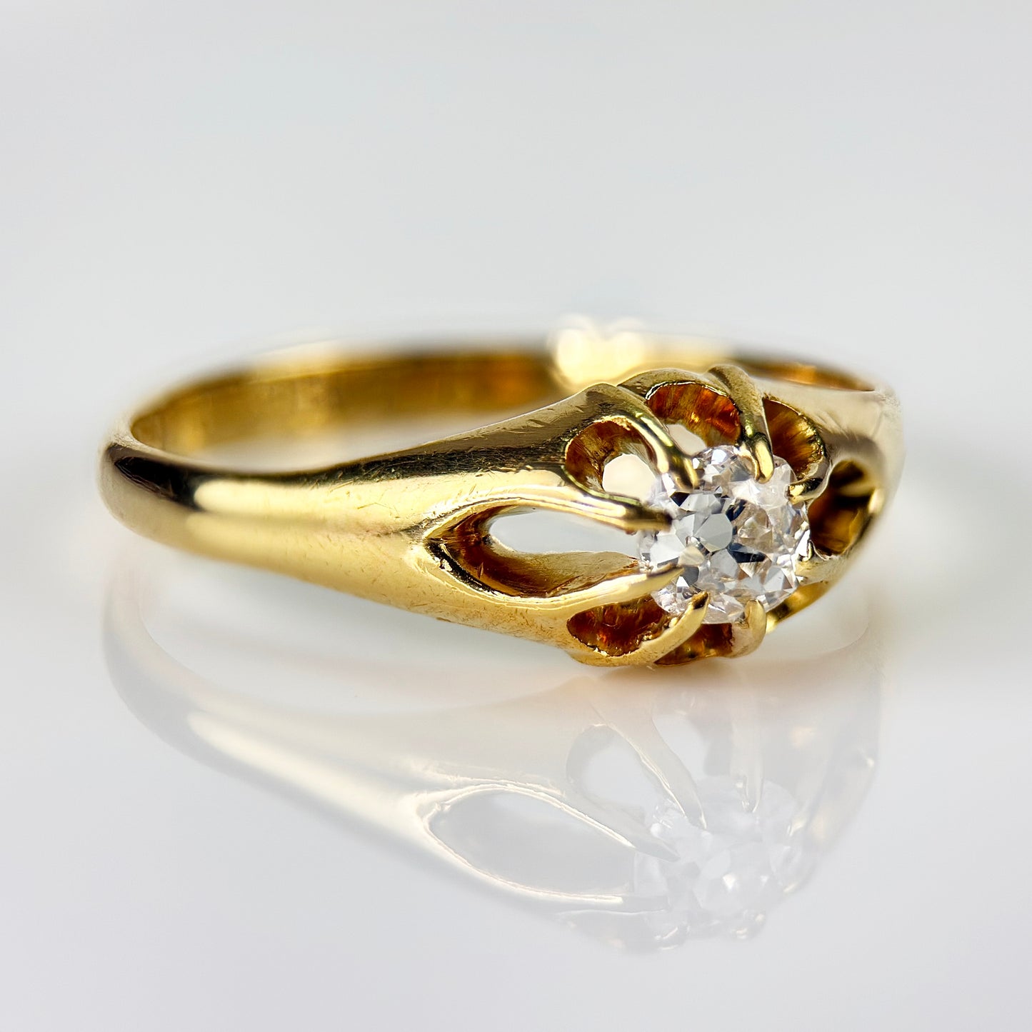 18ct Gold Antique Fully Hallmarked 0.30ct Old Cut Diamond gypsy Ring