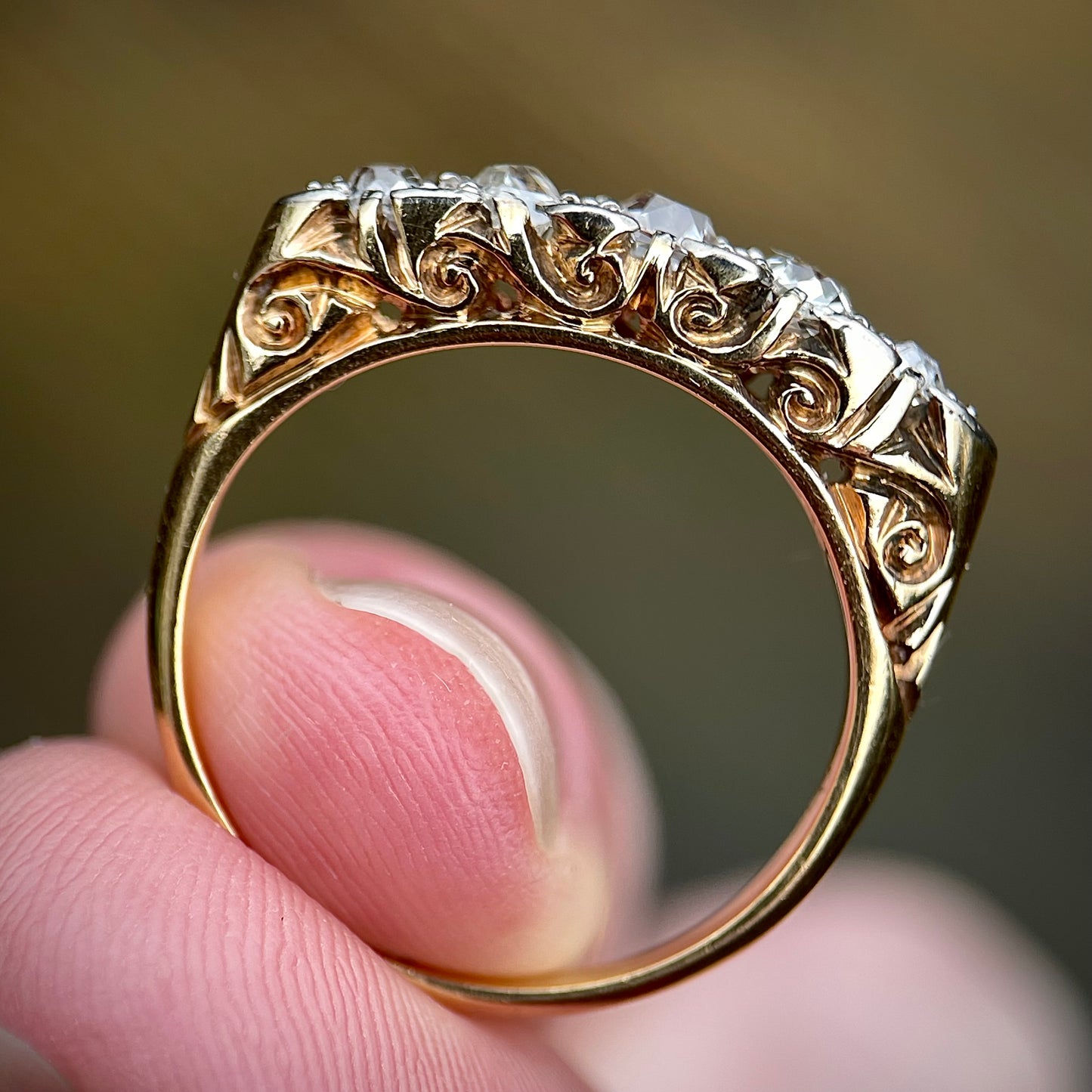 18ct Gold Antique Old Cut Diamond Five Stone Ring Size M 1/2