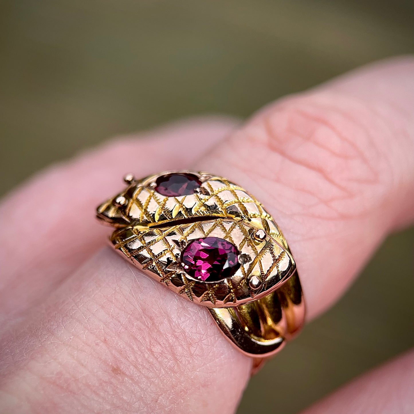 9CT Gold Antique (1915) Double Headed Snake / Cobra Ring 5.1g