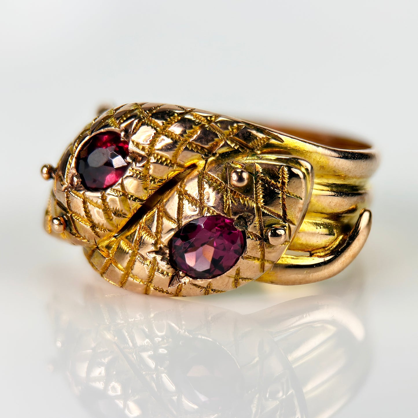 9CT Gold Antique (1915) Double Headed Snake / Cobra Ring 5.1g