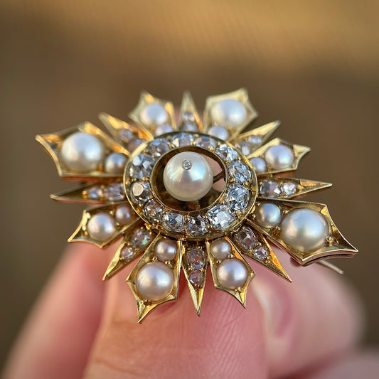 18CT Gold Antique Victorian Old Cut Diamond pearl Yellow Celestial Star Brooch