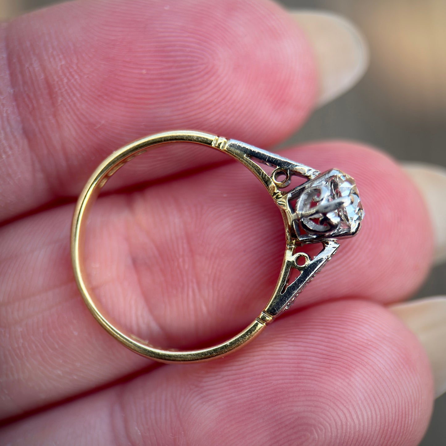 18ct Gold 0.68ct Old Mine Cut Diamond Solitaire Engagement Ring 2.3g