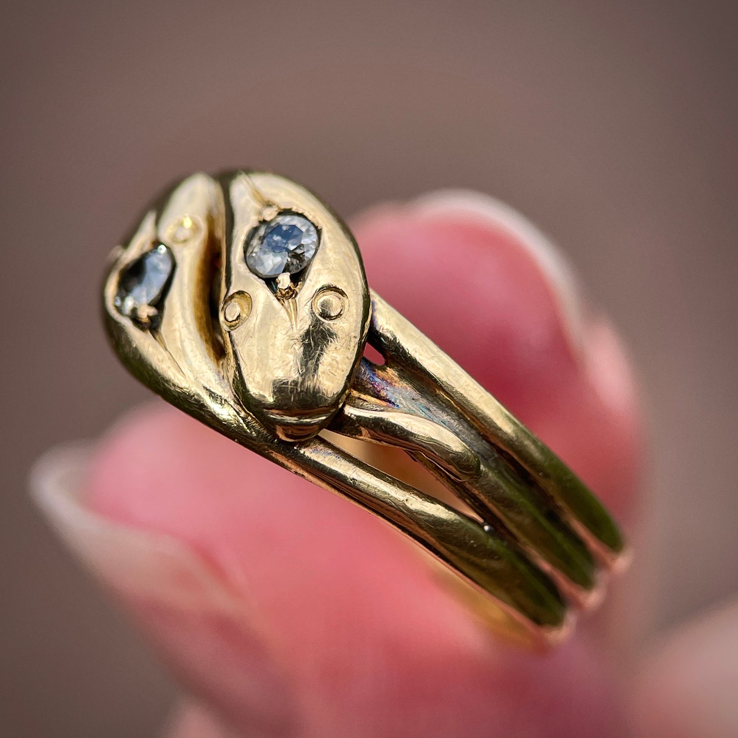 18CT Gold Antique Victorian (1858) Old Cut Diamond Double Headed Snake Ring