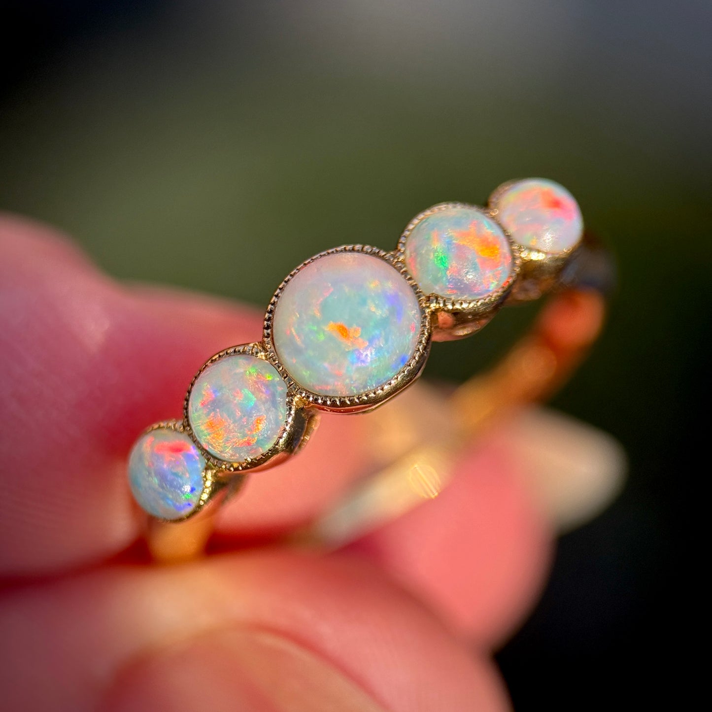 18CT Gold antique fiery crystal Opal five stone half hoop milgrain set ring