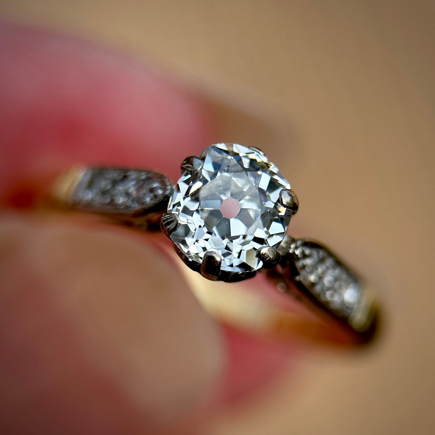 18ct Gold 0.68ct Old Mine Cut Diamond Solitaire Engagement Ring 2.3g