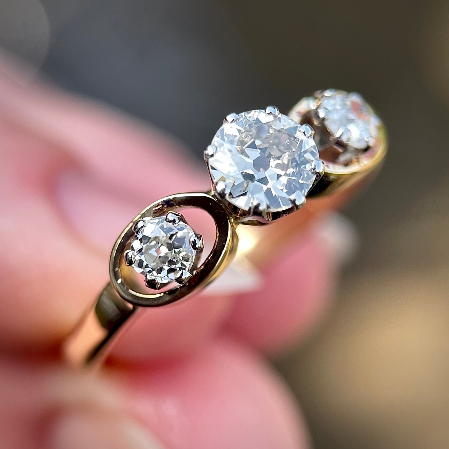 18ct Gold 0.88ct Old Cut Diamond Three Stone Trilogy Ring