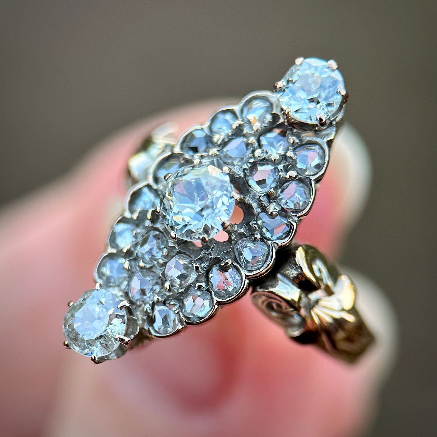 18ct Gold Antique Victorian 2.00ct Old Cut & Rose Cut Diamond Navette Ring