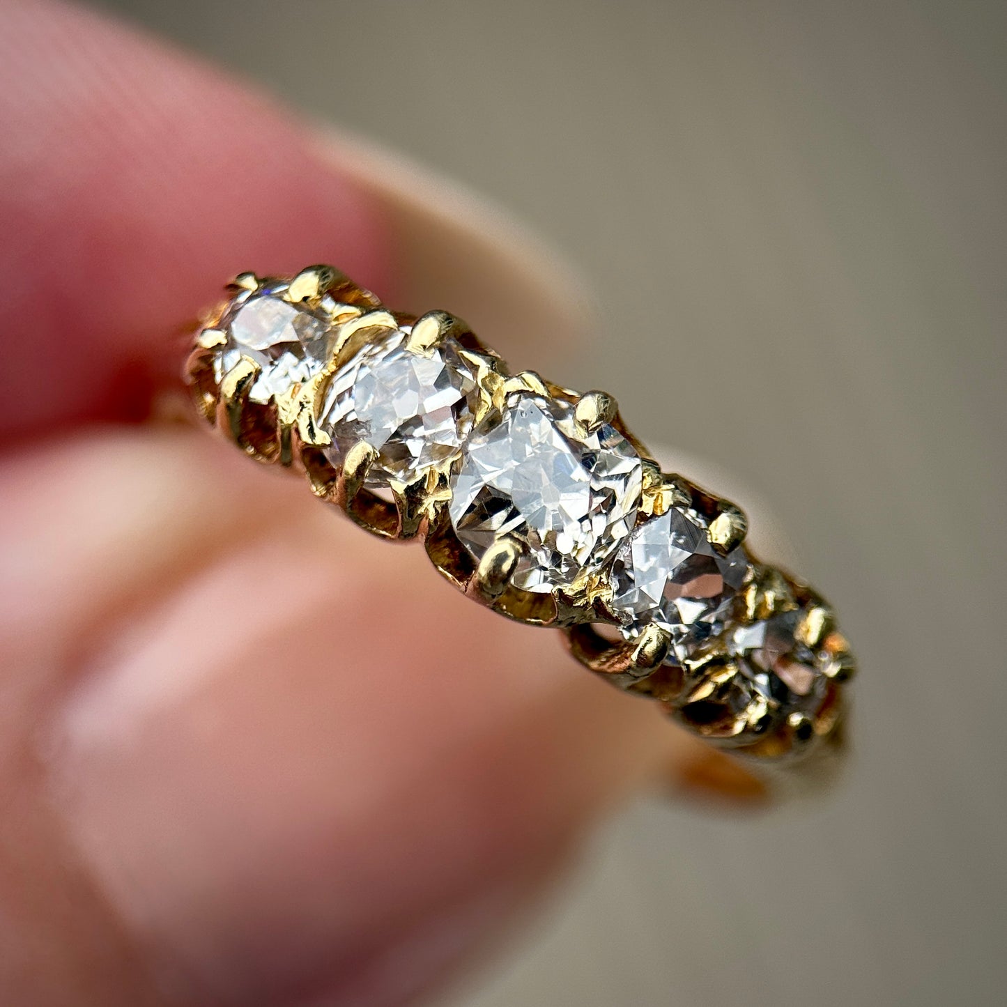 18ct Gold Antique 1.15ct Old Cut Diamond Five Stone Half Hoop Ring Size O