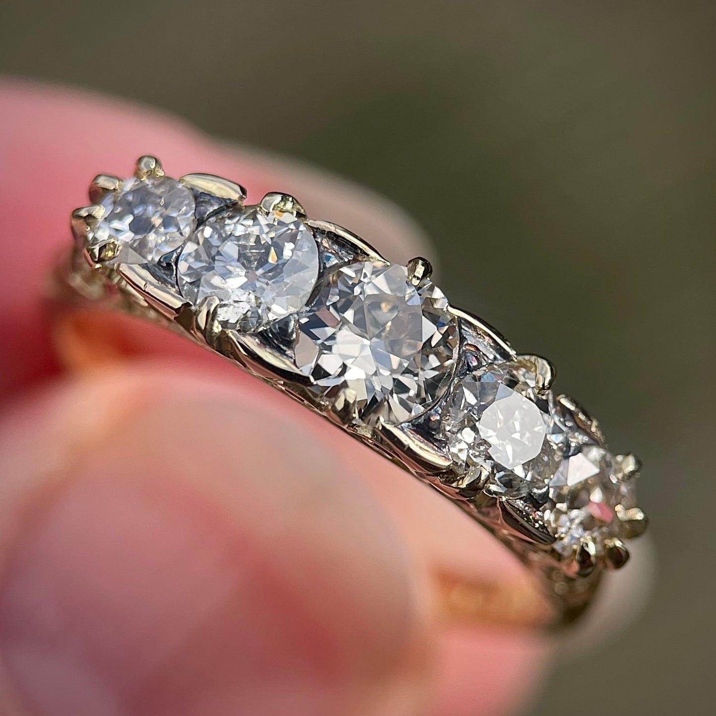 18ct Gold 1.55ct Antique Old Cut Diamond Five Stone Ring Size O 1/2