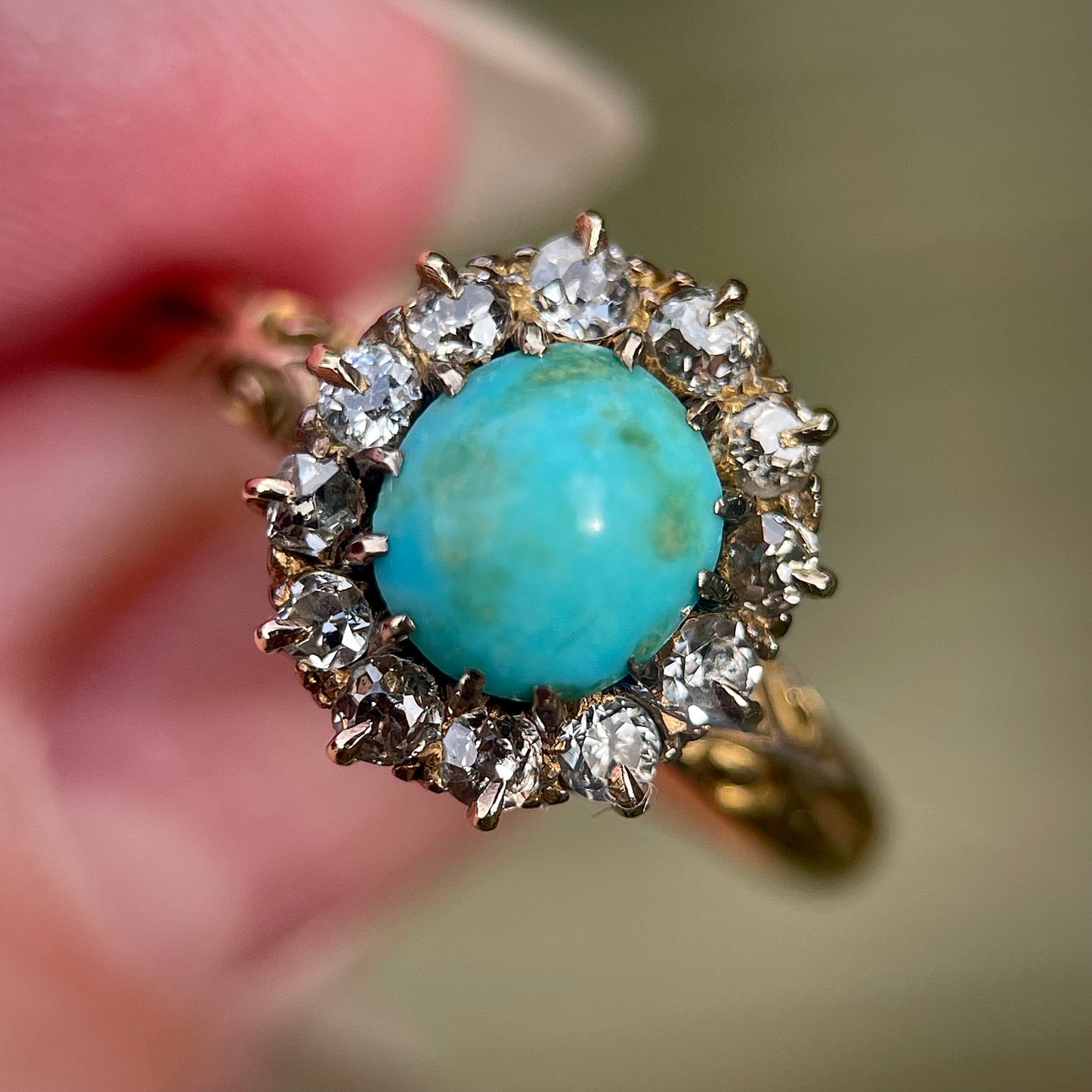 18CT Gold Antique Victorian Turquoise & 0.48ct Old Cut Diamond Cluster Ring