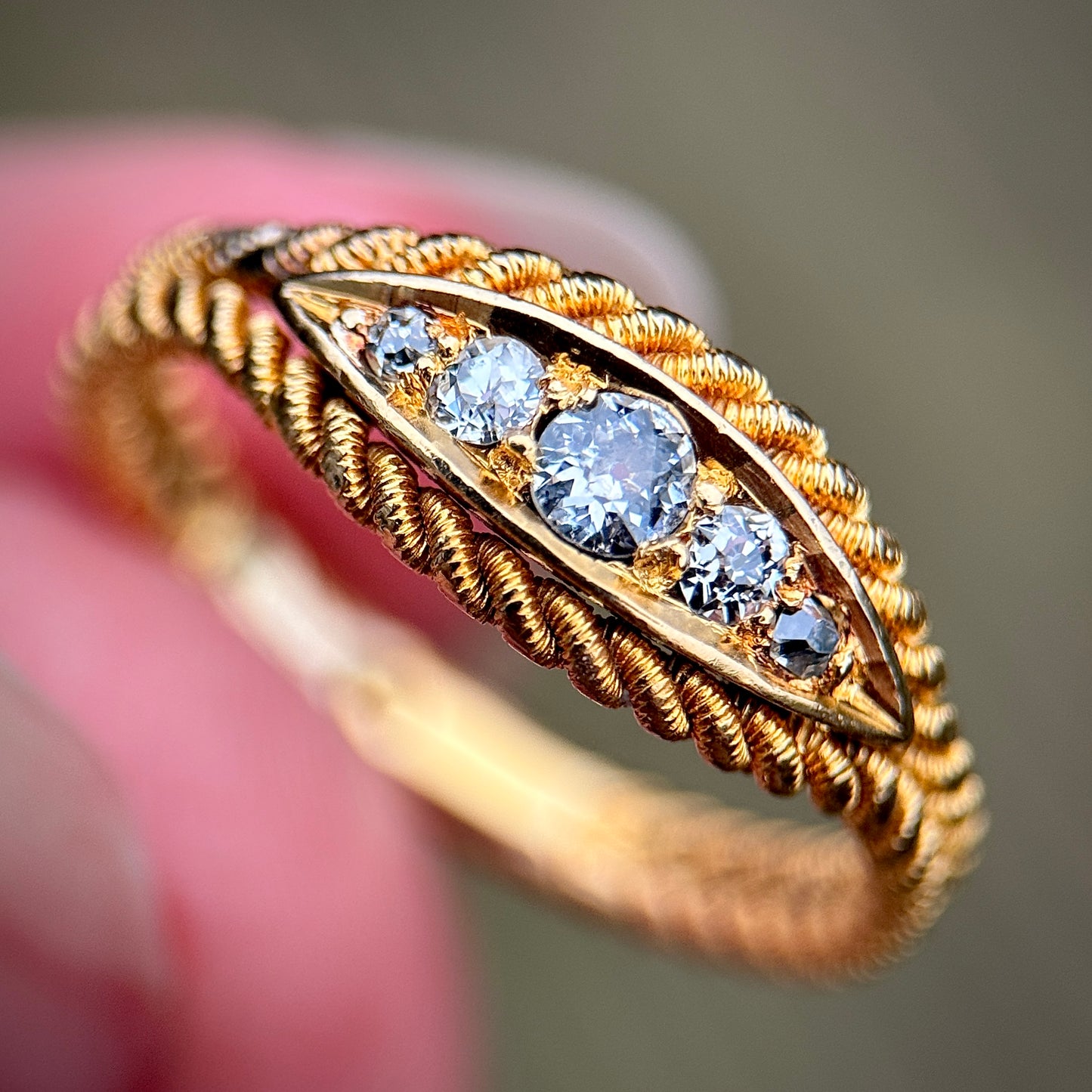 18ct Gold Antique Old Cut Diamond Five Stone Ring Size P 1/2