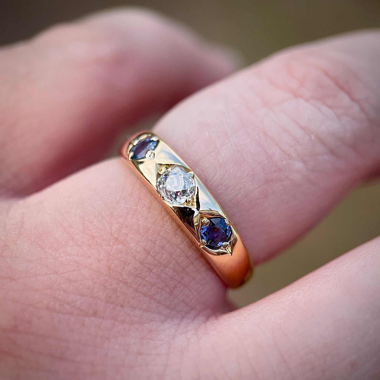 18ct Gold Antique Three Stone Old Cut Diamond & Sapphire Gypsy Ring Band