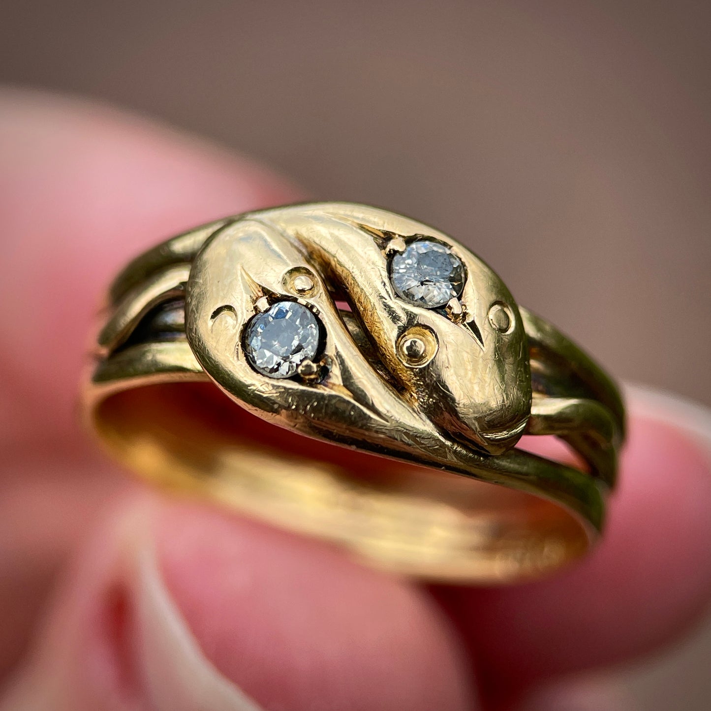 18CT Gold Antique Victorian (1858) Old Cut Diamond Double Headed Snake Ring