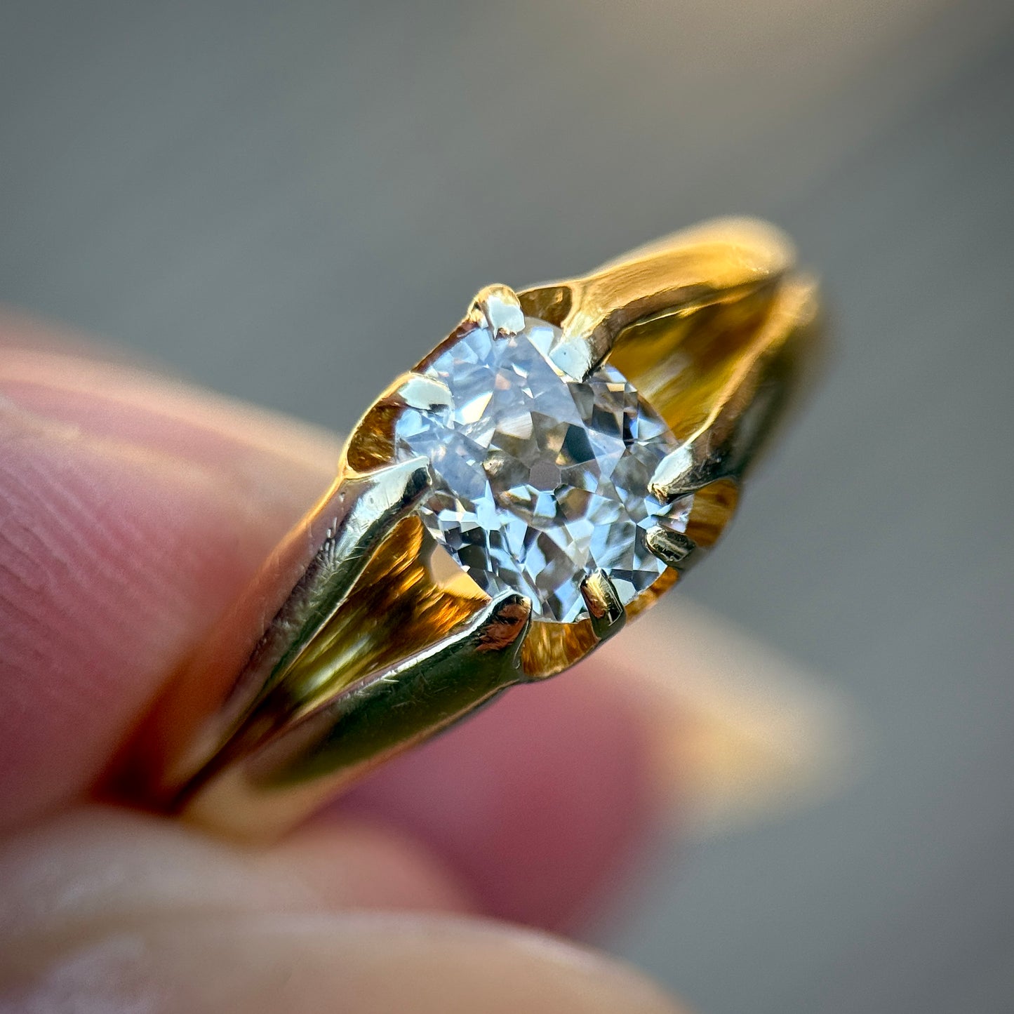 18ct Gold Antique Fully Hallmarked 0.68ct Elongated Old Cut Diamond gypsy Ring