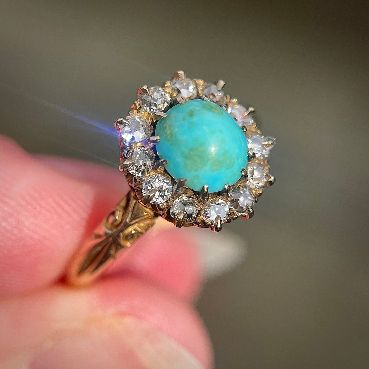 18CT Gold Antique Victorian Turquoise & 0.48ct Old Cut Diamond Cluster Ring