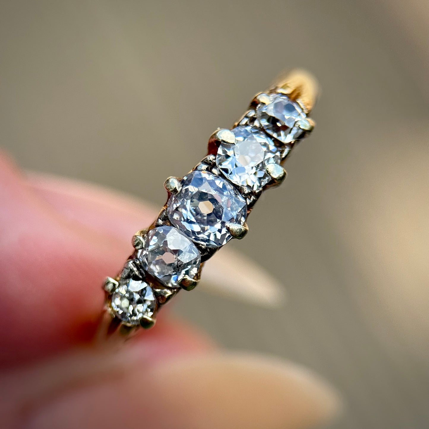 18ct Gold Antique 0.875ct Old Cut Diamond Five Stone Half Hoop Ring Size Q