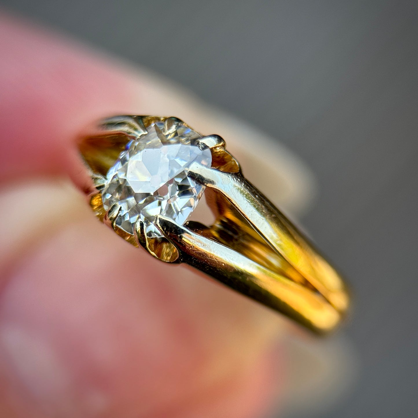 18ct Gold Antique Fully Hallmarked 0.68ct Elongated Old Cut Diamond gypsy Ring
