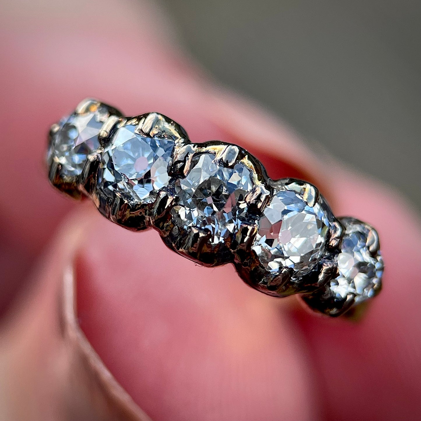 18ct Gold Antique Georgian Victorian Old Cut Diamond Five Stone Half Hoop Ring