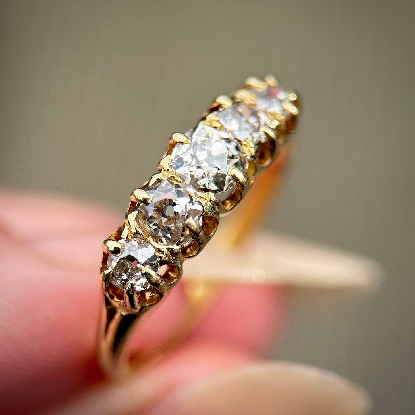 18ct Gold Antique 1.15ct Old Cut Diamond Five Stone Half Hoop Ring Size O