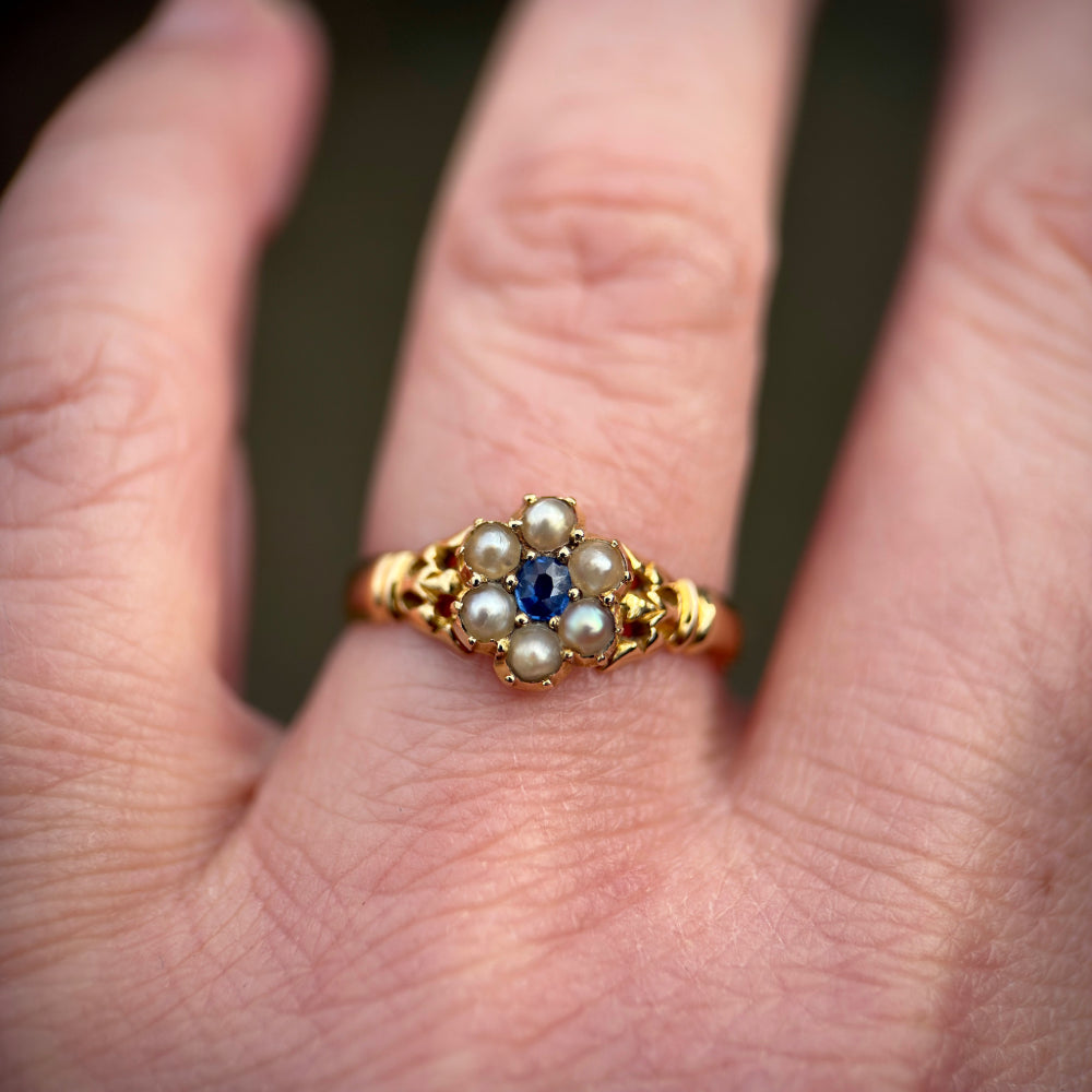 18ct Gold Antique Victorian Fully Hallmarked Sapphire & Pearl Daisy Cluster Ring
