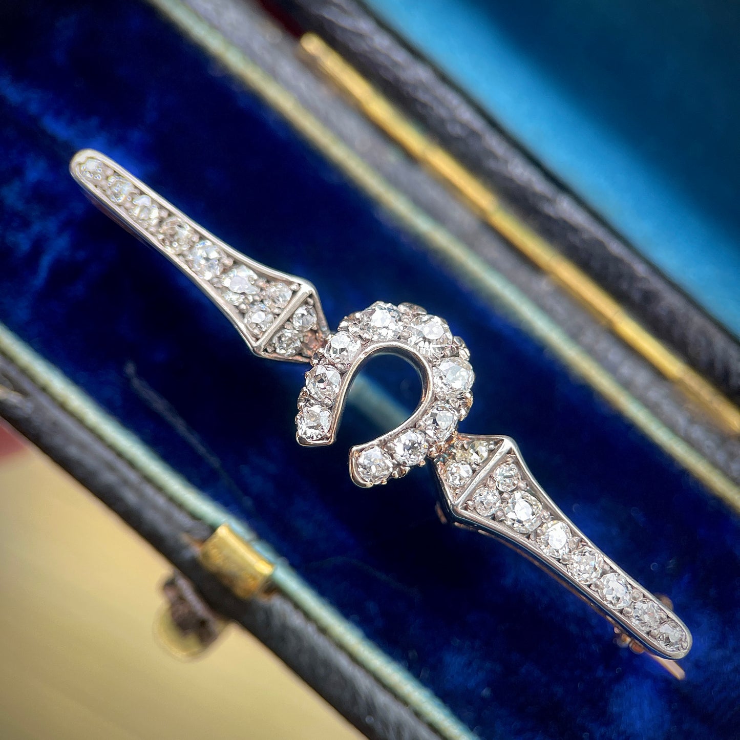 Antique Gold & Silver 1.00ct Old Cut Diamond Equestrian HorseShoe Brooch Bar Pin