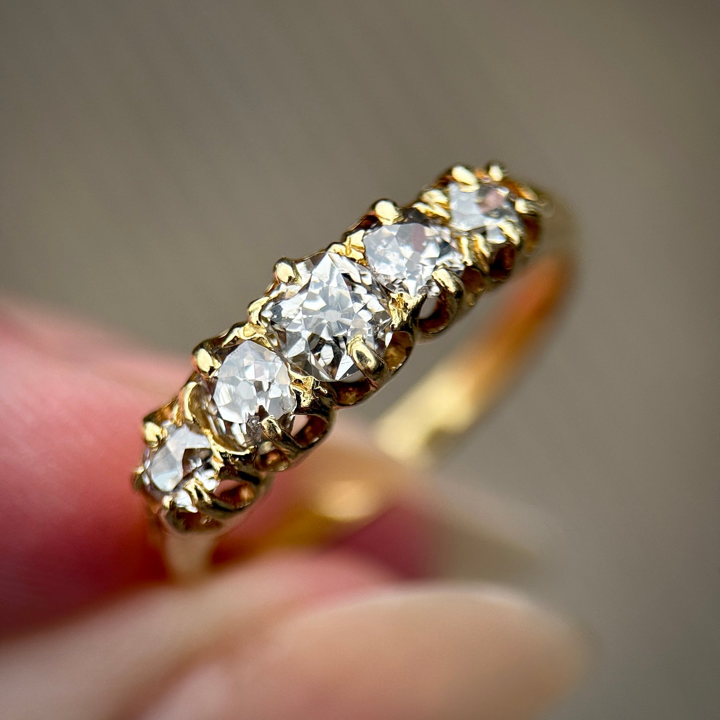 18ct Gold Antique 1.15ct Old Cut Diamond Five Stone Half Hoop Ring Size O