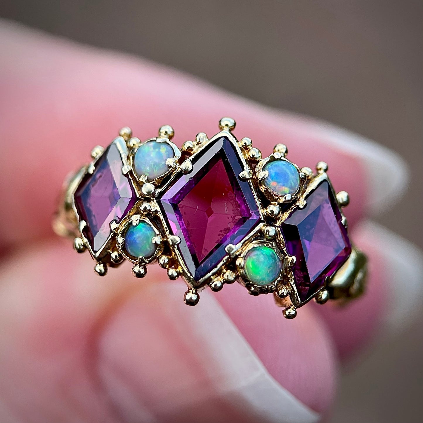 18ct Gold Antique Amethyst & Opal Art Nouveau Arts & Crafts Ring Size J