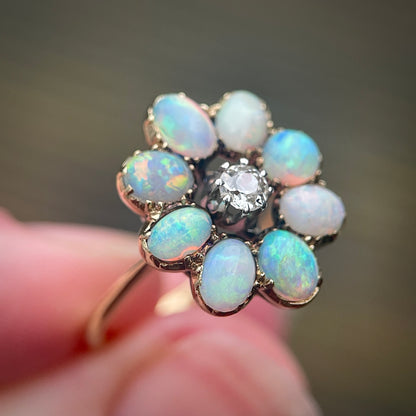 18CT Gold Antique Opal & Old cut diamond Flower Cluster Daisy Ring Size N 1/2
