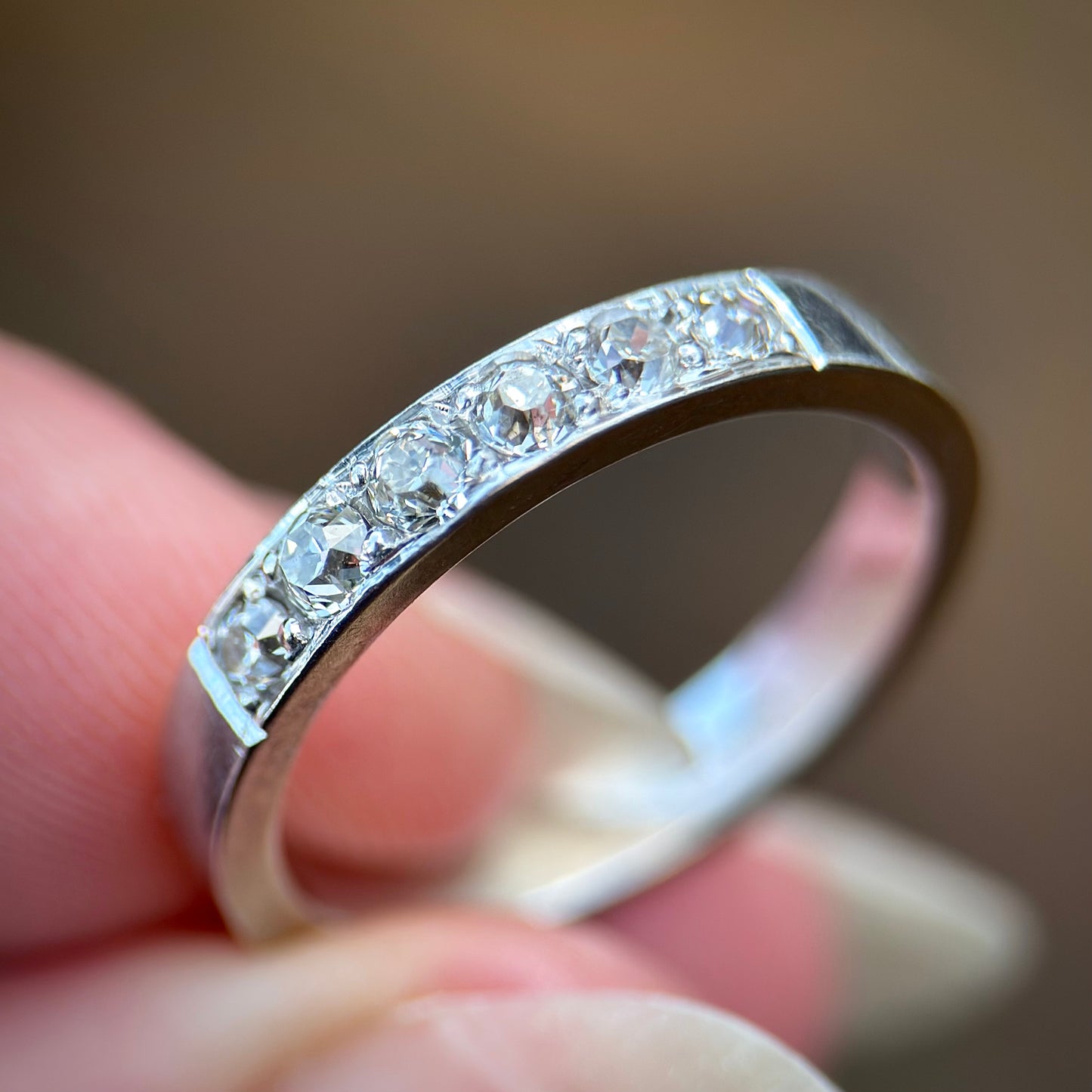 18CT White Gold 0.42ct Old Cut Diamond Half Eternity Band Ring Size N 1/2 4.5g