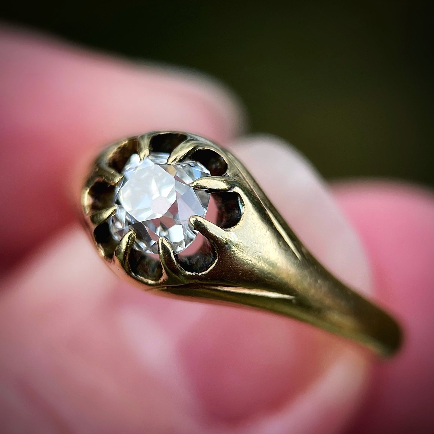 RARE 18ct Gold Antique 0.80ct Old Cut Peruzzi Diamond Solitaire Gypsy Ring