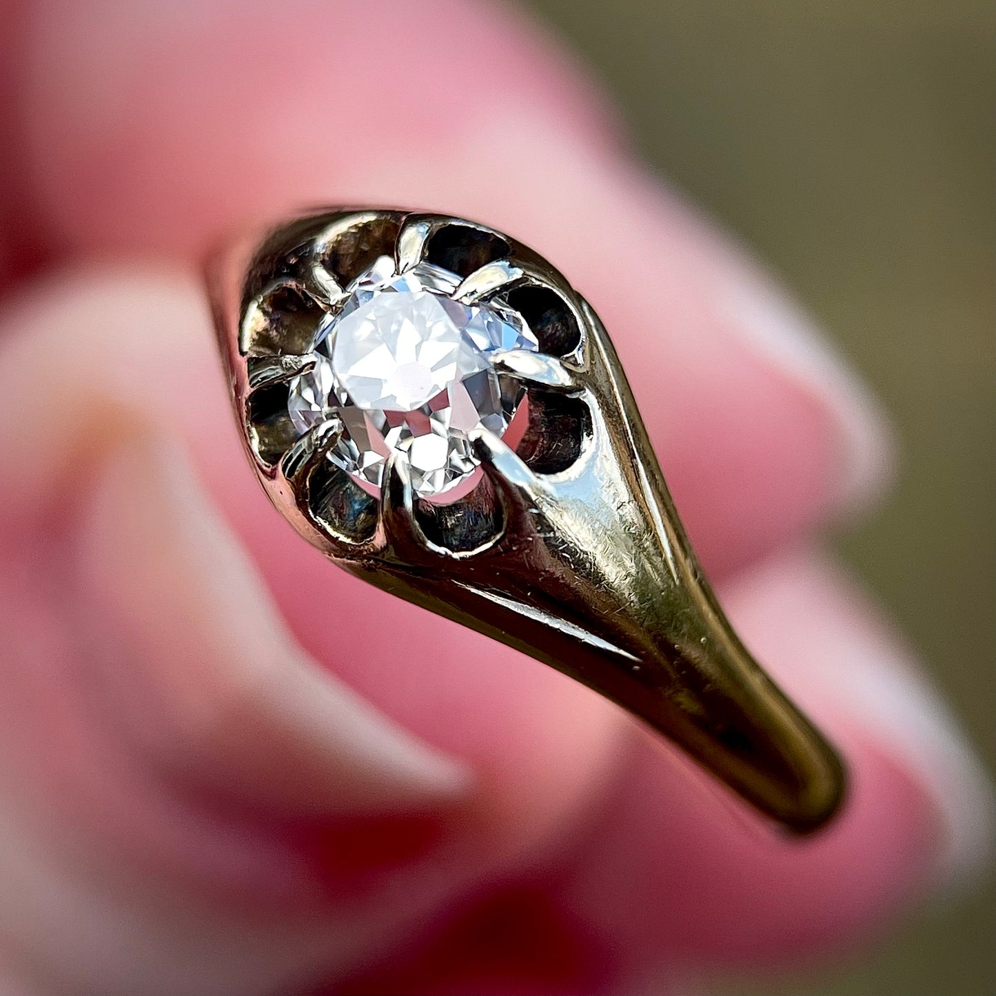 RARE 18ct Gold Antique 0.80ct Old Cut Peruzzi Diamond Solitaire Gypsy Ring