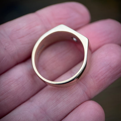 9CT Gold Diamond Solitaire Signet Gypsy Ring Heavy 9.7 grams Size U 1/2