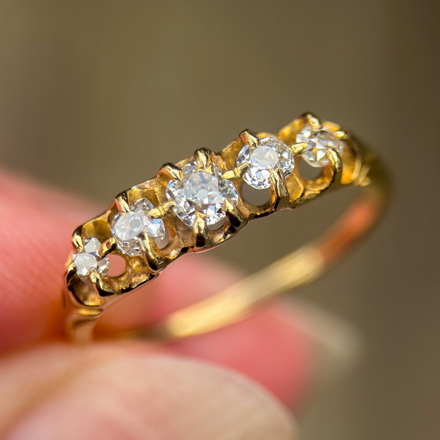 18ct Gold Antique 0.65ct Old Cut Diamond Five Stone Half Hoop Ring