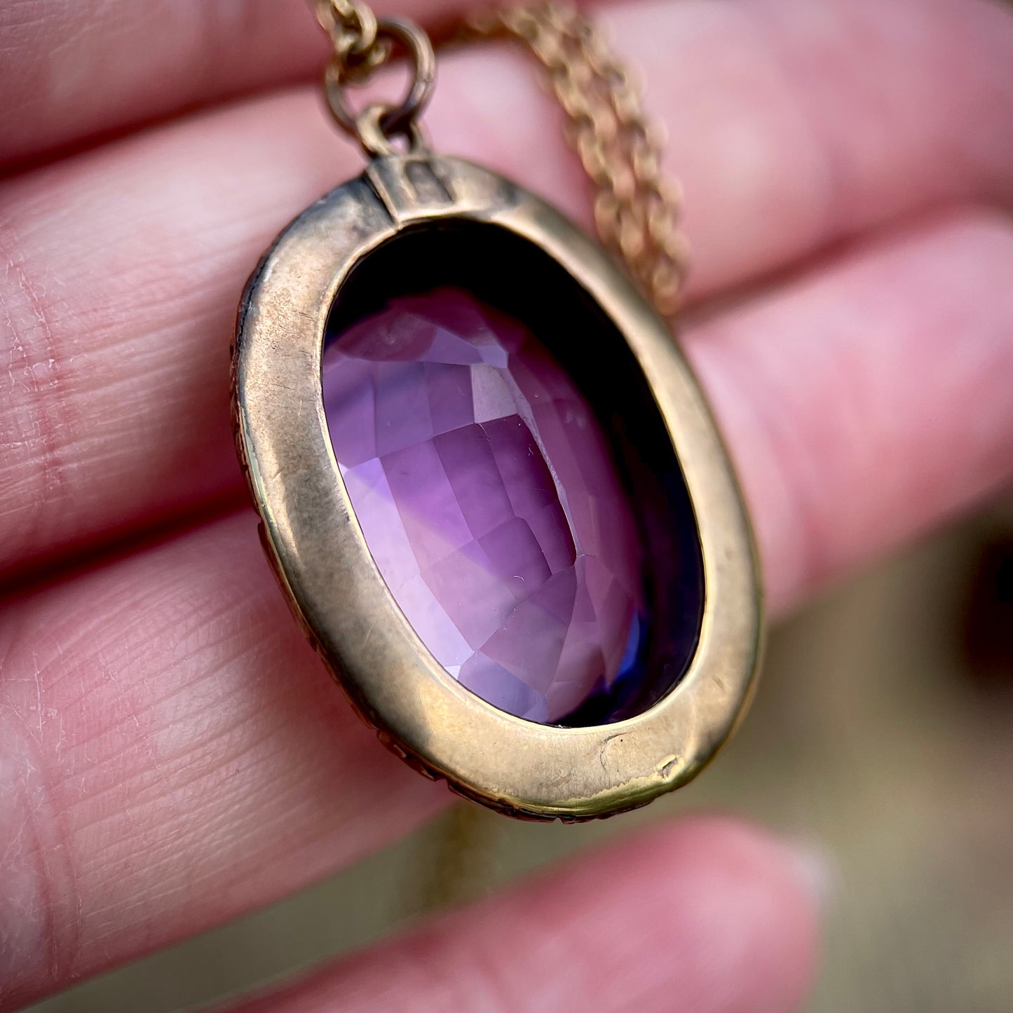 Antique Georgian / Early Victorian Chased Gold Amethyst Pendant 9CT Gold Chain