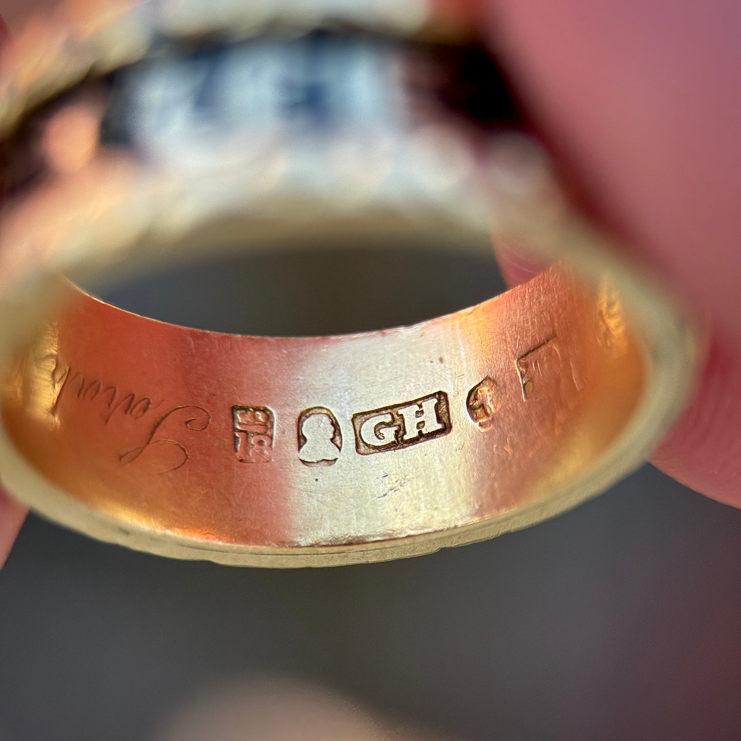 18ct Gold Antique Georgian 1827 Enamel Mourning Memorial Ring